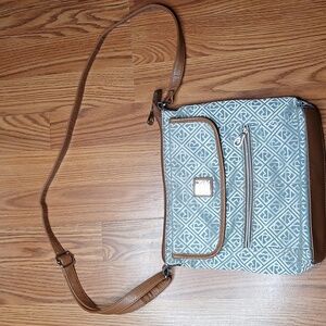 Relic crossbody purse